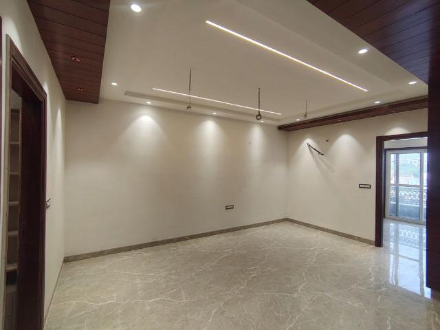 Flat for sale in Sector 16A, Faridabad