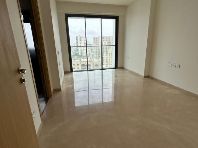 Flat for sale in Khar, Mumbai