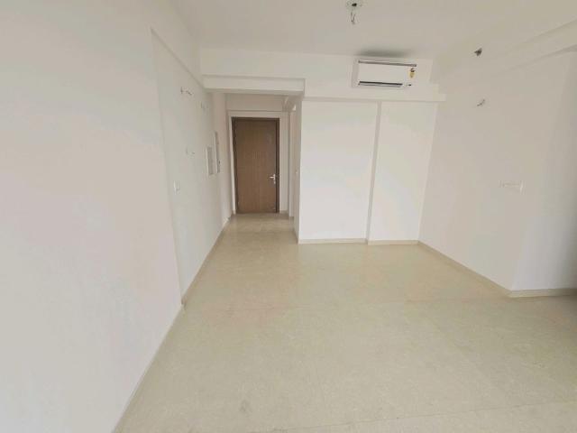Flat for sale in Sector 43, Noida