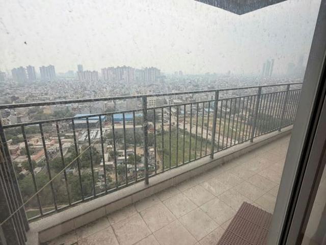 Flat for sale in MAHAGUN MODERNE, Noida