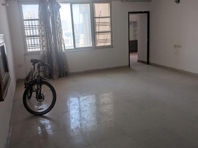 Flat for sale in Nagli Sabapur, Noida