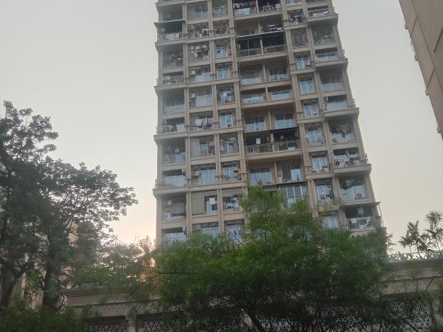 Flat for sale in Sector 8, Navi Mumbai