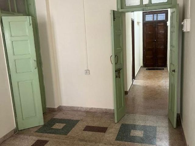 Flat for sale in Fort, Mumbai City District