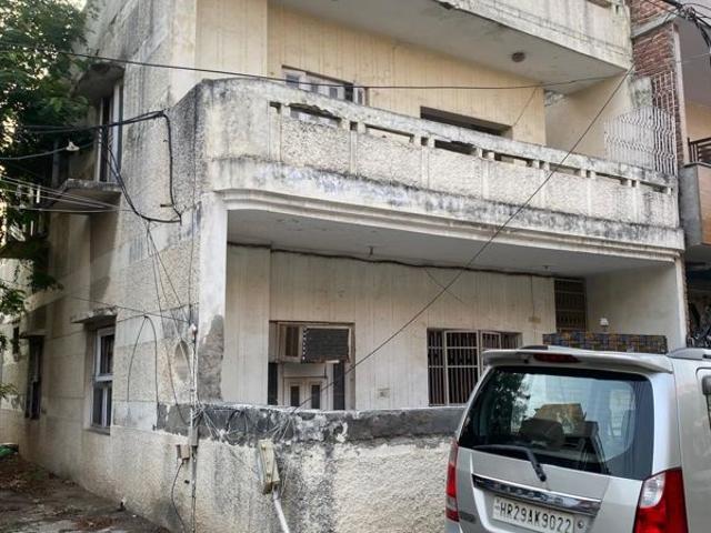 House for sale in Sector 8, Faridabad
