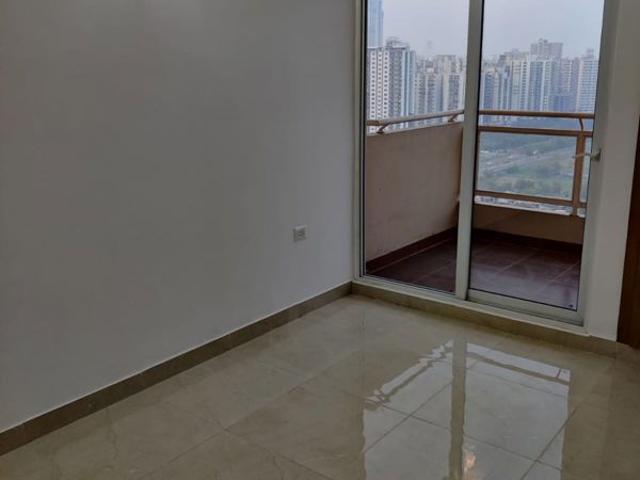 Flat for sale in Noida, Gautam Buddha Nagar
