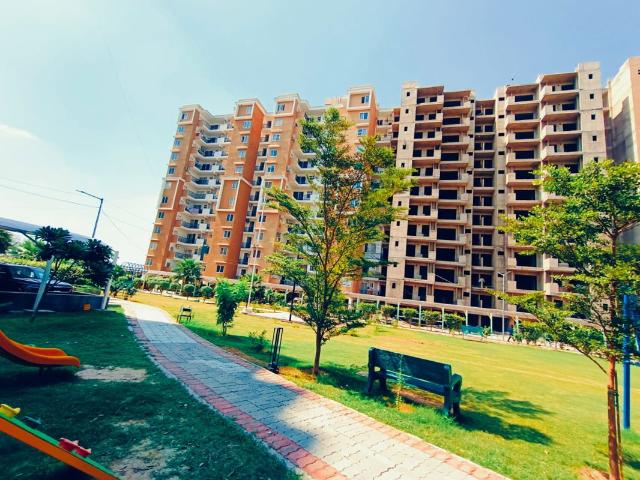 Flat for sale in Sector 72, Mohali