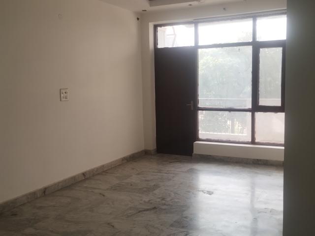 Flat for sale in Sector 45, Faridabad