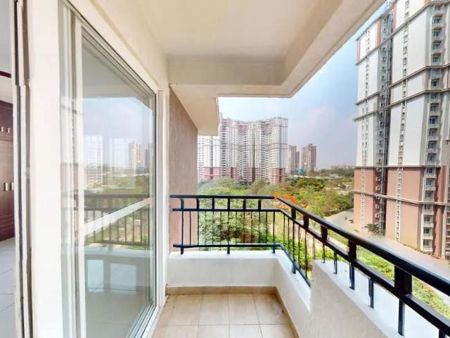 Flat for sale in Prestige Lakeside Habitat, Bengaluru