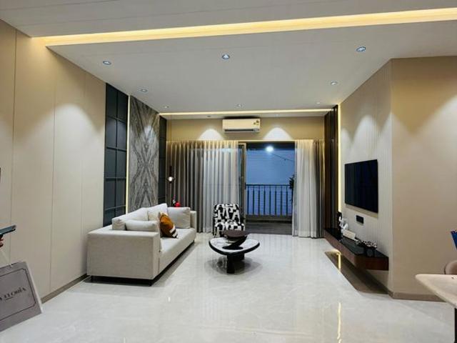 Flat for sale in Mangalwar Peth, Pune