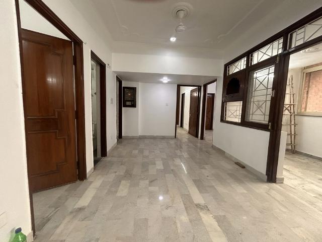 Flat for sale in Dwarka, Delhi