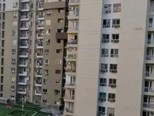 Flat for sale in Sector 100, Noida