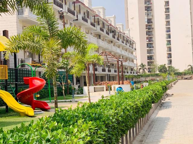 Flat for sale in Ananapuri Colony, Zirakpur
