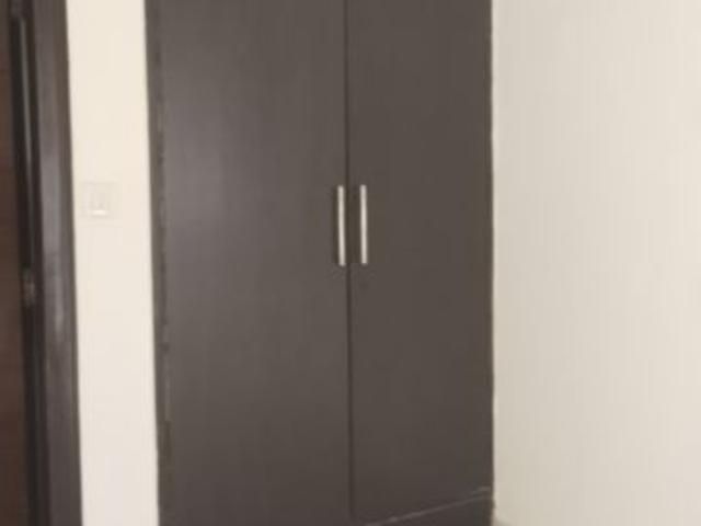 Flat for sale in Sarita Vihar, Delhi