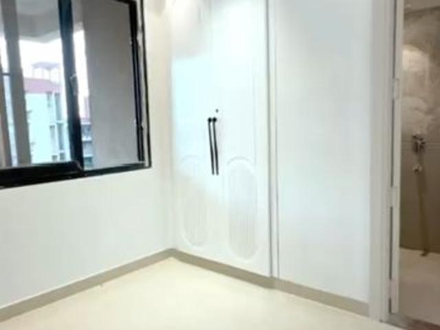 Flat for sale in South West Delhi, Deri