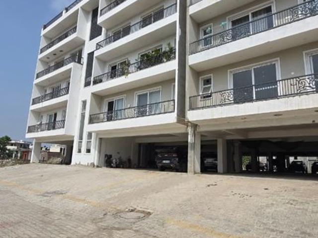 Flat for sale in Sector 66B, Baqarpur