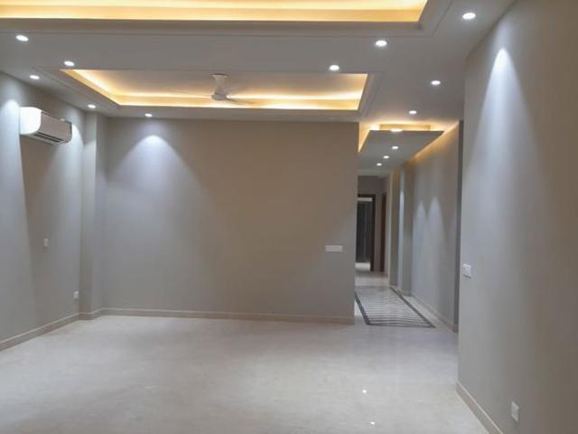 Flat for sale in Kamla Nagar, Delhi