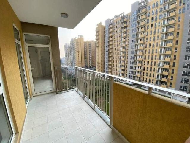 Flat for sale in Sector 67, Gurugram
