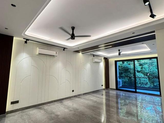 Flat for sale in Sarvodaya Enclave, Delhi
