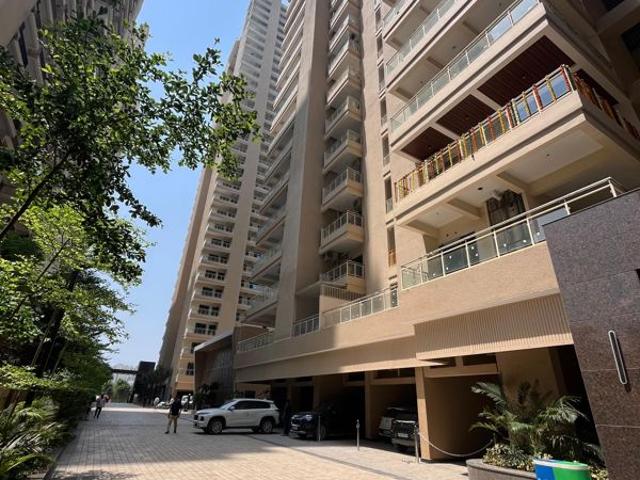 Flat for sale in Sector 143B, Noida