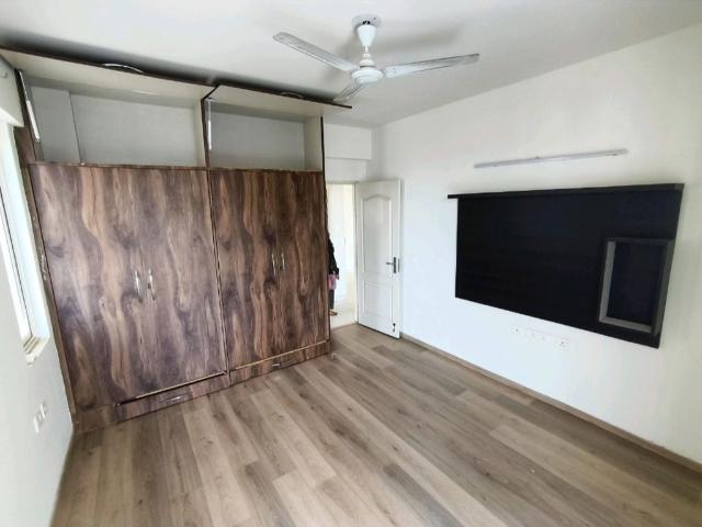 Flat for sale in Hariana