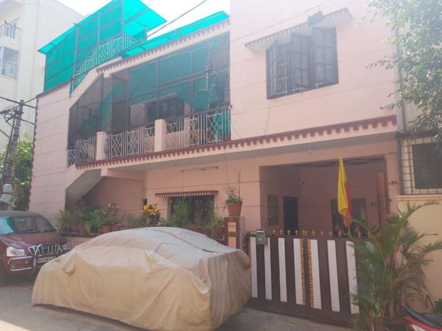 House for sale in Bangalore East, Cox Town - Bangalore