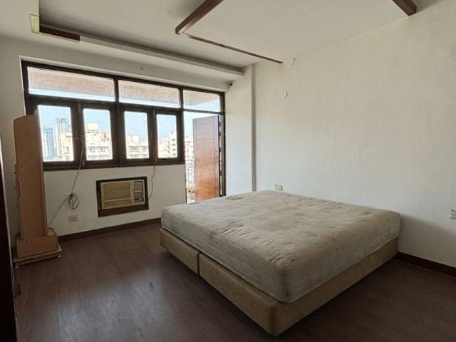 Property for sale in Deri