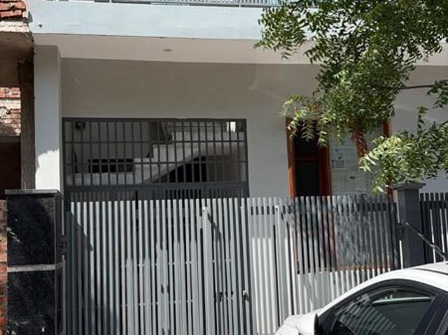 House for sale in Sector 66B, Baqarpur