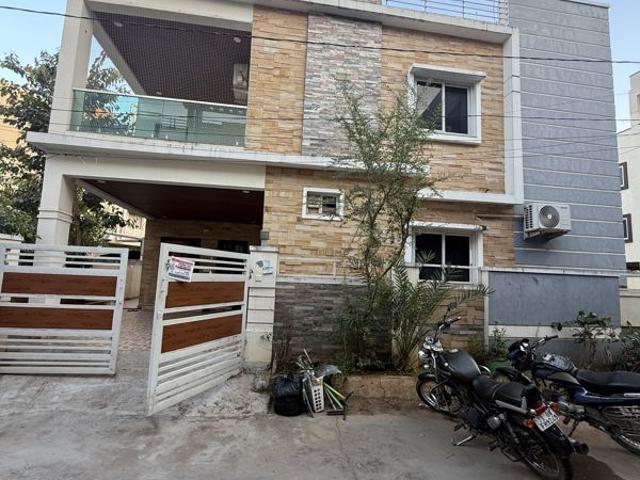 Villa for sale in Bharat Nagar Colony, Hyderabad