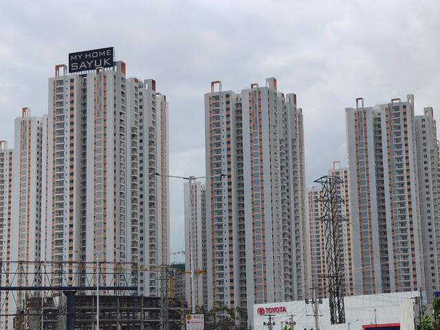 Flat for sale in Greater Hyderabad Municipal Corporation West Zone, Hyderabad