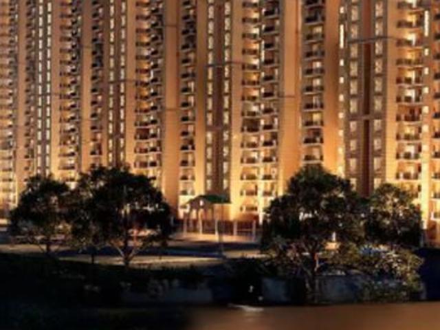 Flat for sale in Momnathal, Noida