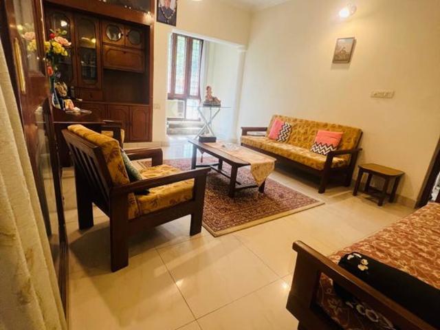 Flat for sale in Vasant Kunj, Delhi