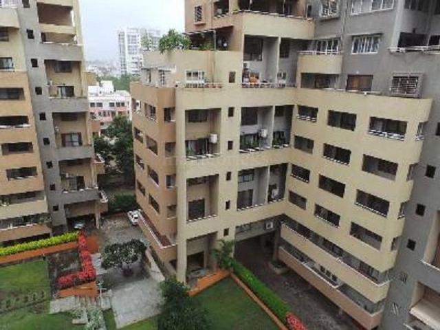 Flat for sale in Balewadi High Street, Pune