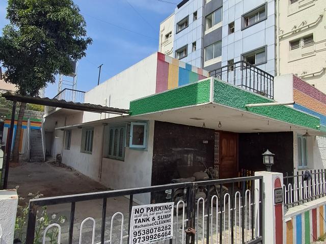 House for sale in Bangalore South, Cox Town - Bangalore