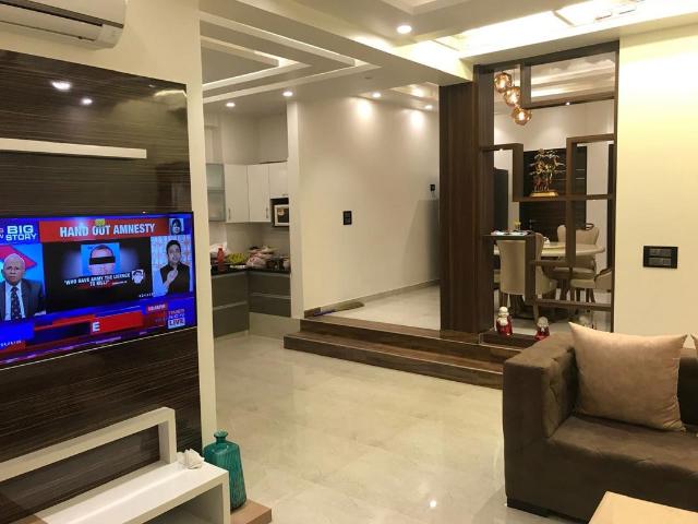 House for sale in Hariana