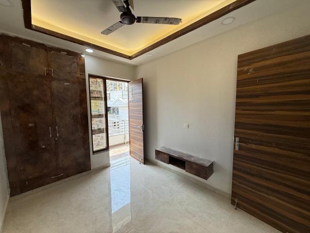 Property for sale in Faizupur Majra Neemka, SECTOR 77