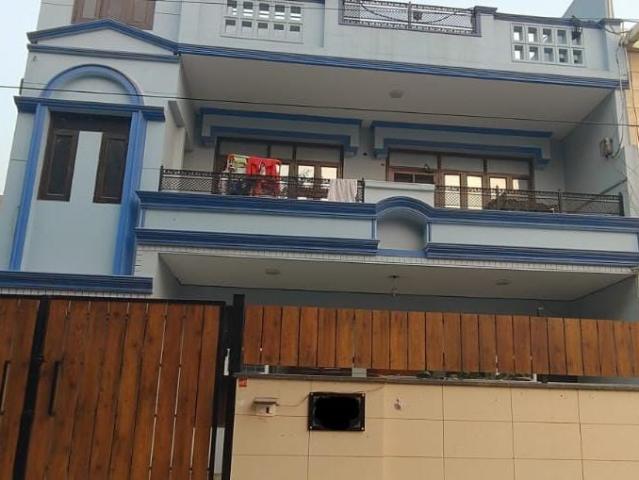 House for sale in Hariana