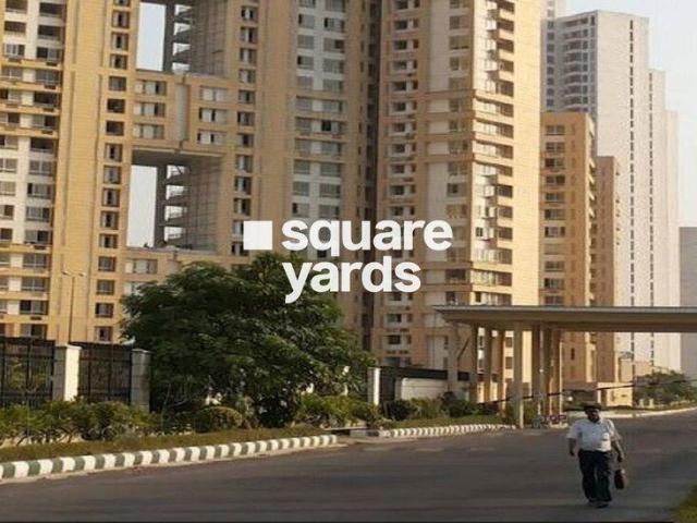 Flat for sale in Hazipur, Noida