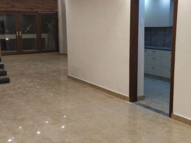 Villa for sale in East Delhi, Deri