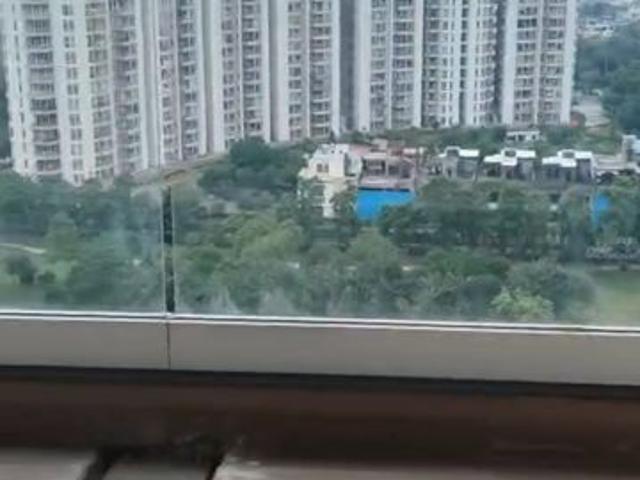 Flat for sale in Kalpataru Vista, Noida
