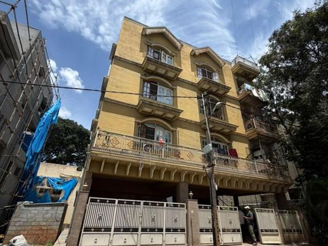 House for sale in Bangalore North, Cox Town - Bangalore