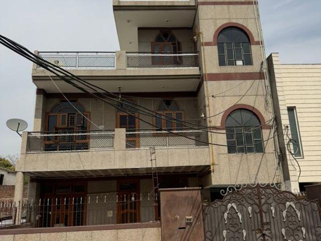 House for sale in Sector 28, Faridabad