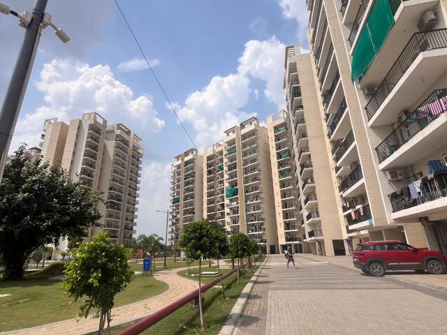 Flat for sale in Sohna, Gurugram