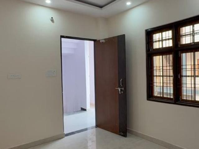 House for sale in Aminabad, Lucknow