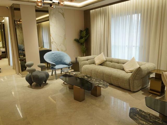 Flat for sale in Kherwadi, Mumbai