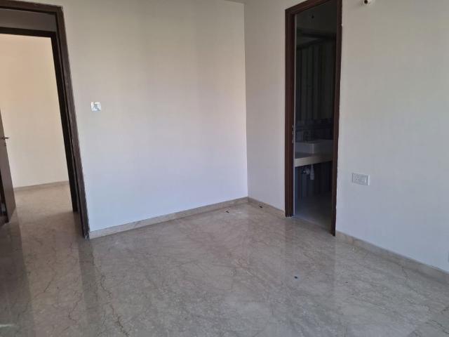 Flat for sale in Goregaon West, Mumbai Suburban District