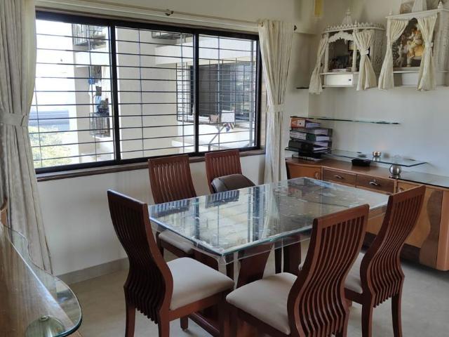 Flat for sale in Parel, Mumbai City District