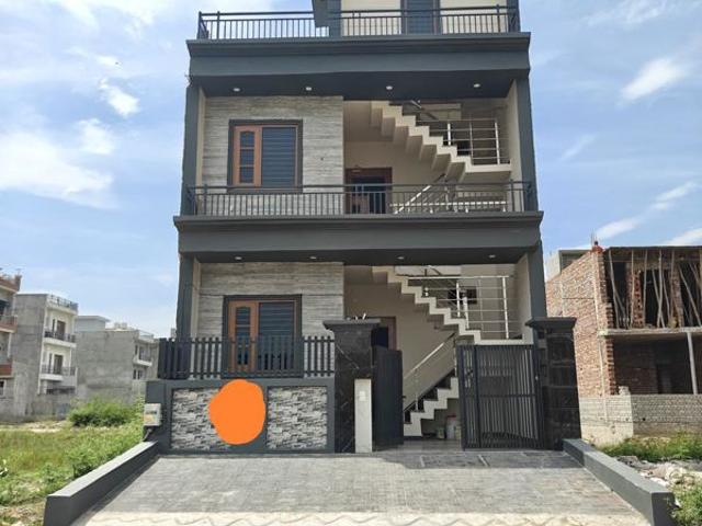 House for sale in Sector 67, Mohali
