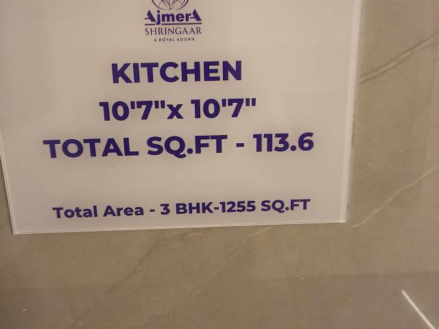 Flat for sale in Vile Parle West, Mumbai