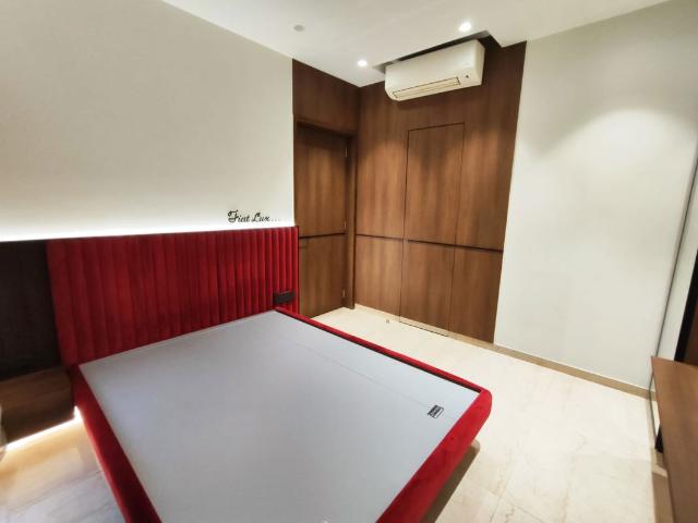 Flat for sale in Lodha Sterling, Thane