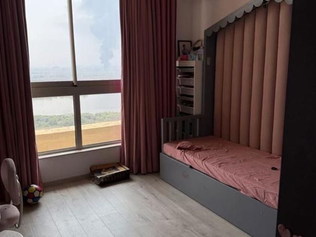 Flat for sale in Hiranandani Estate, Thane